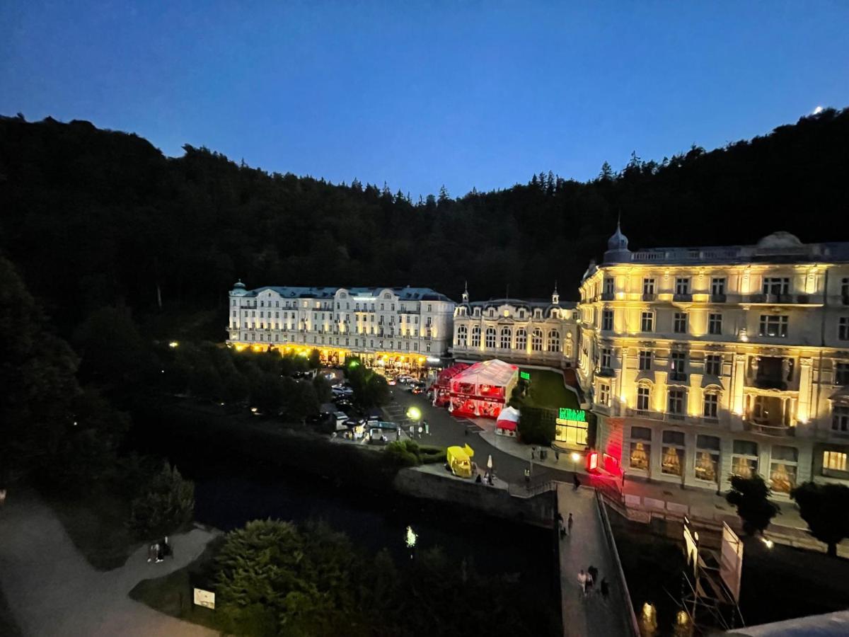 Riverside Apartment Karlovy Vary Exterior photo
